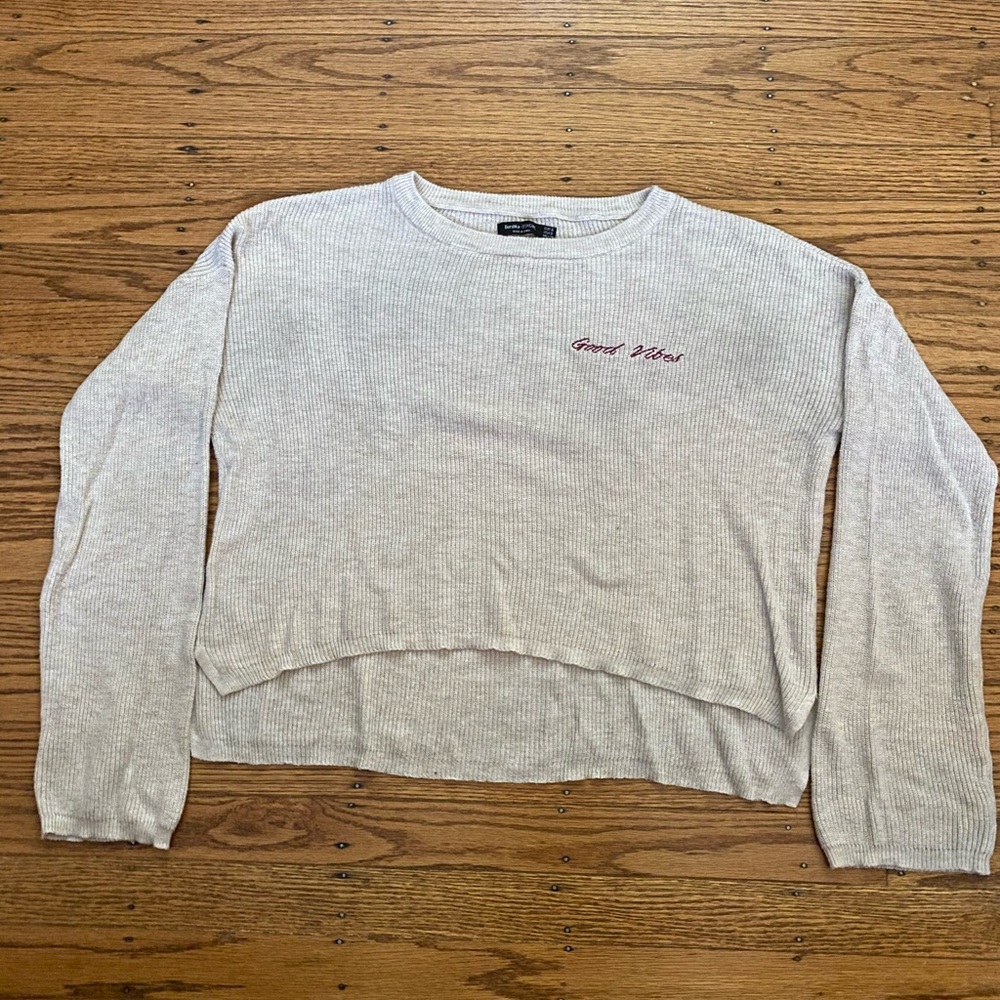 💥2/$10 Urban Outfitters Sweater